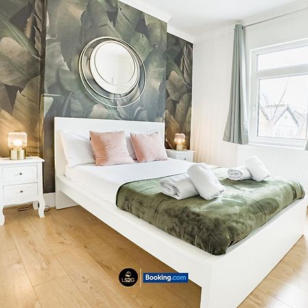 Stunning House By Ls2G Short Lets & Serviced Accommodation Greater London With Free Wifi Kültér fotó