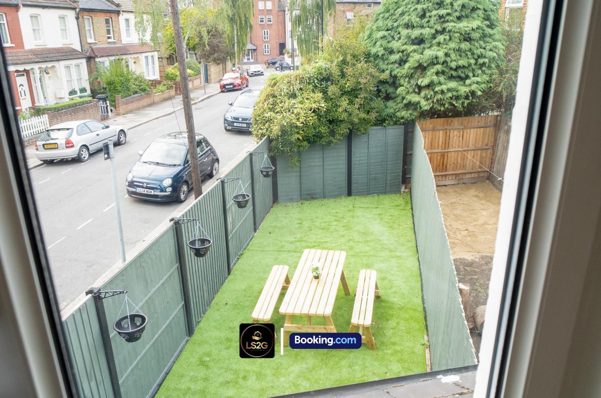 Stunning House By Ls2G Short Lets & Serviced Accommodation Greater London With Free Wifi Kültér fotó