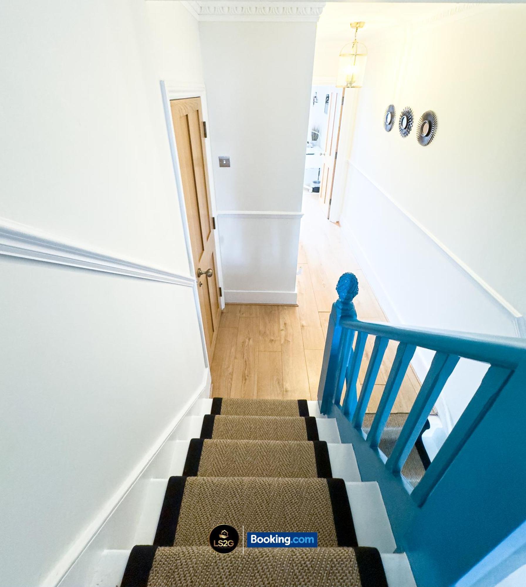 Stunning House By Ls2G Short Lets & Serviced Accommodation Greater London With Free Wifi Kültér fotó