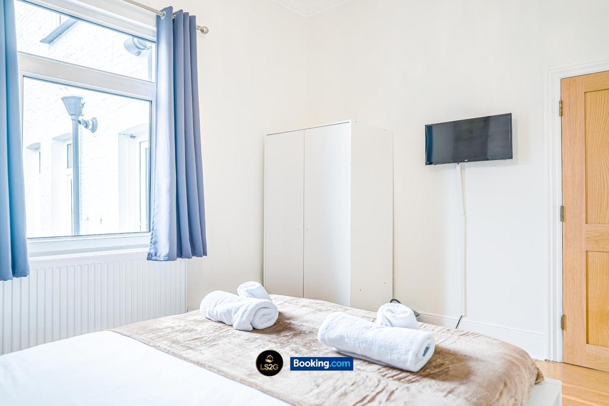 Stunning House By Ls2G Short Lets & Serviced Accommodation Greater London With Free Wifi Kültér fotó