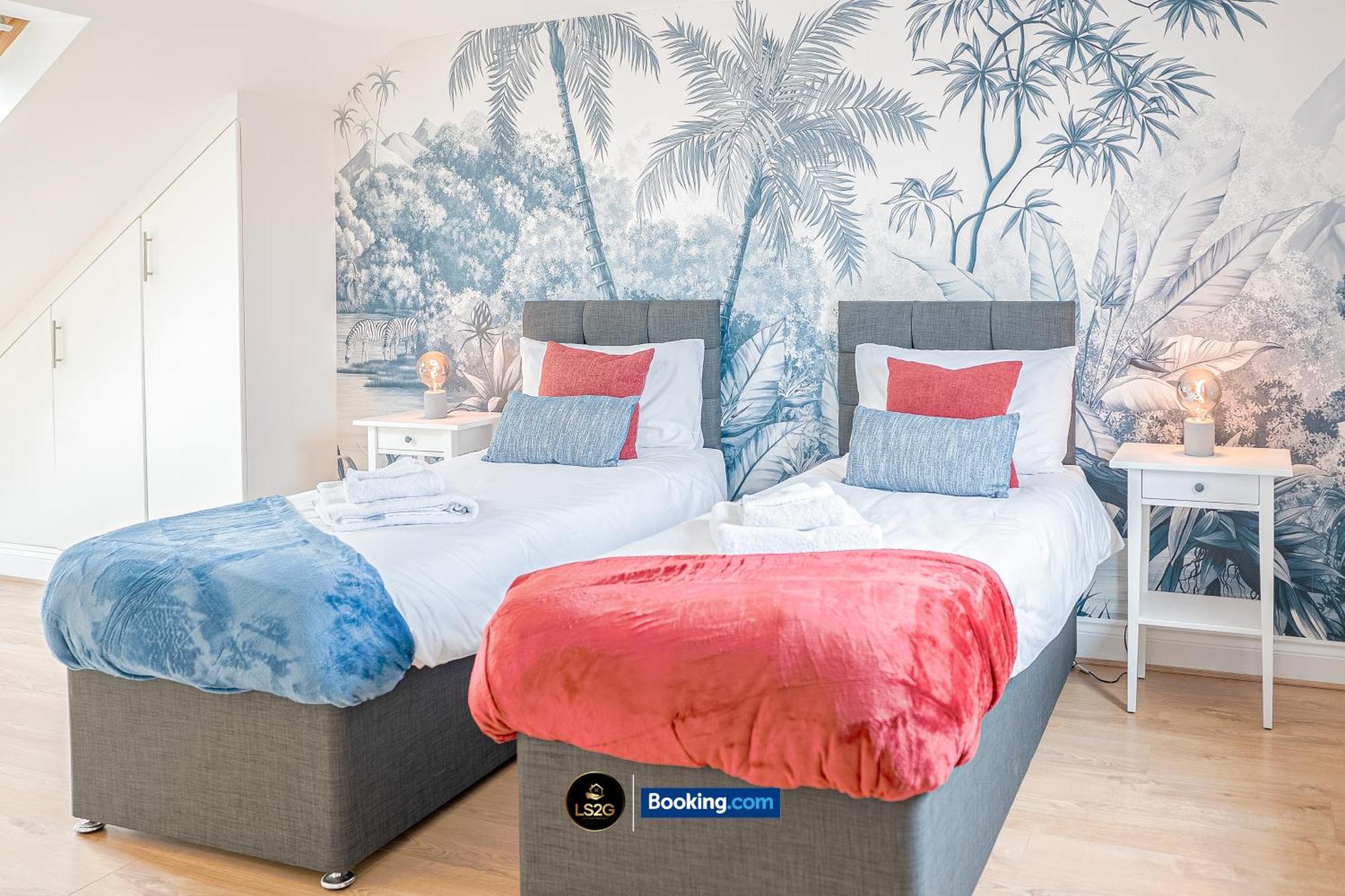 Stunning House By Ls2G Short Lets & Serviced Accommodation Greater London With Free Wifi Kültér fotó