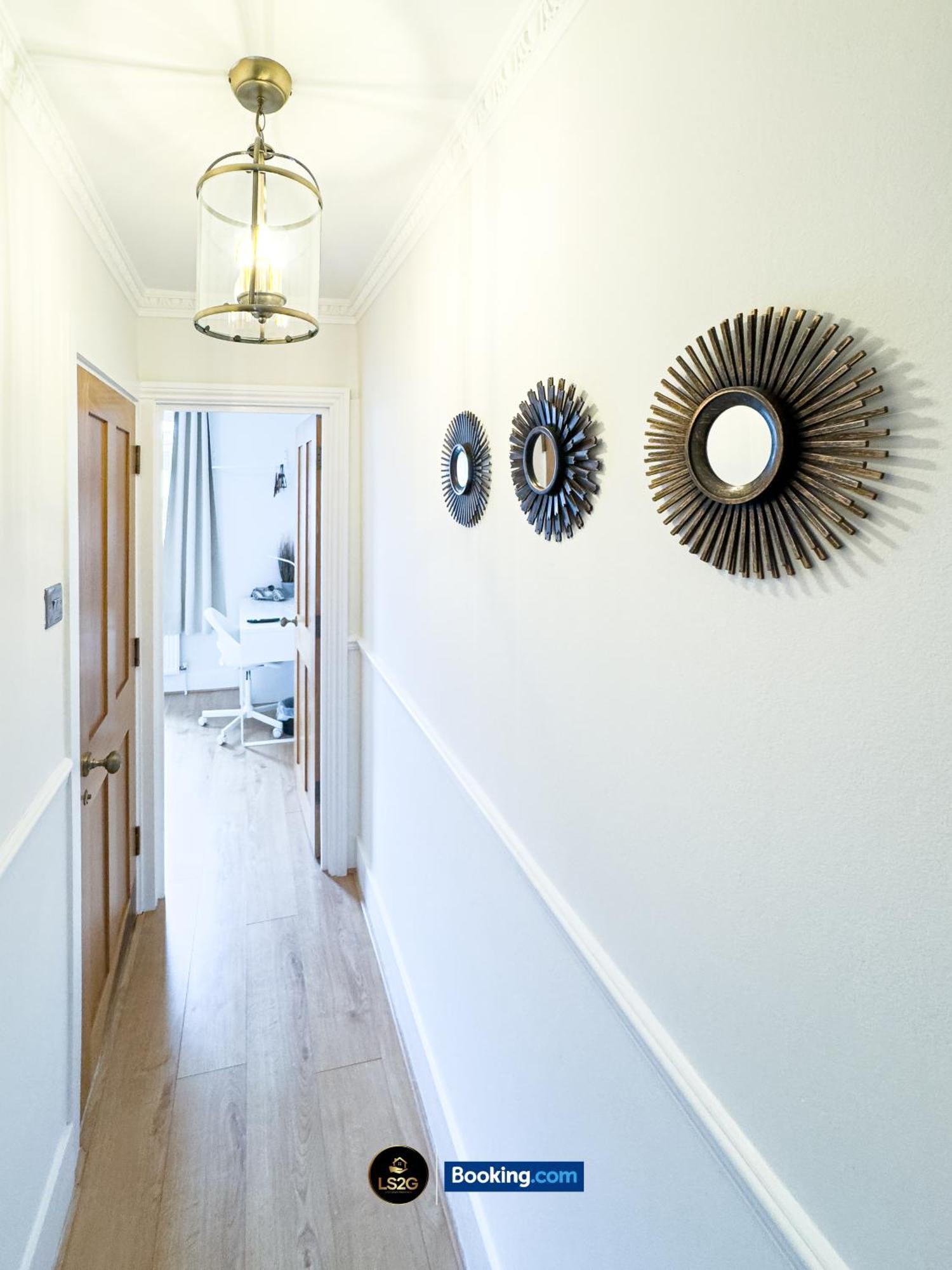 Stunning House By Ls2G Short Lets & Serviced Accommodation Greater London With Free Wifi Kültér fotó